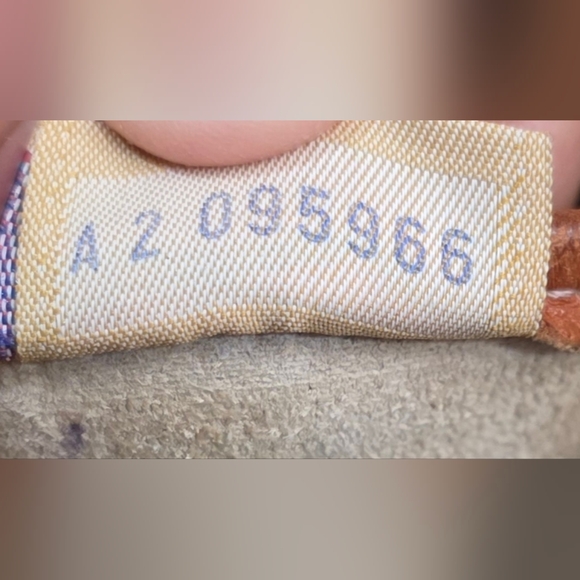 Vintage Dooney & Bourke All Weather leather Carpet Shoulder Bag - Picture 7 of 16